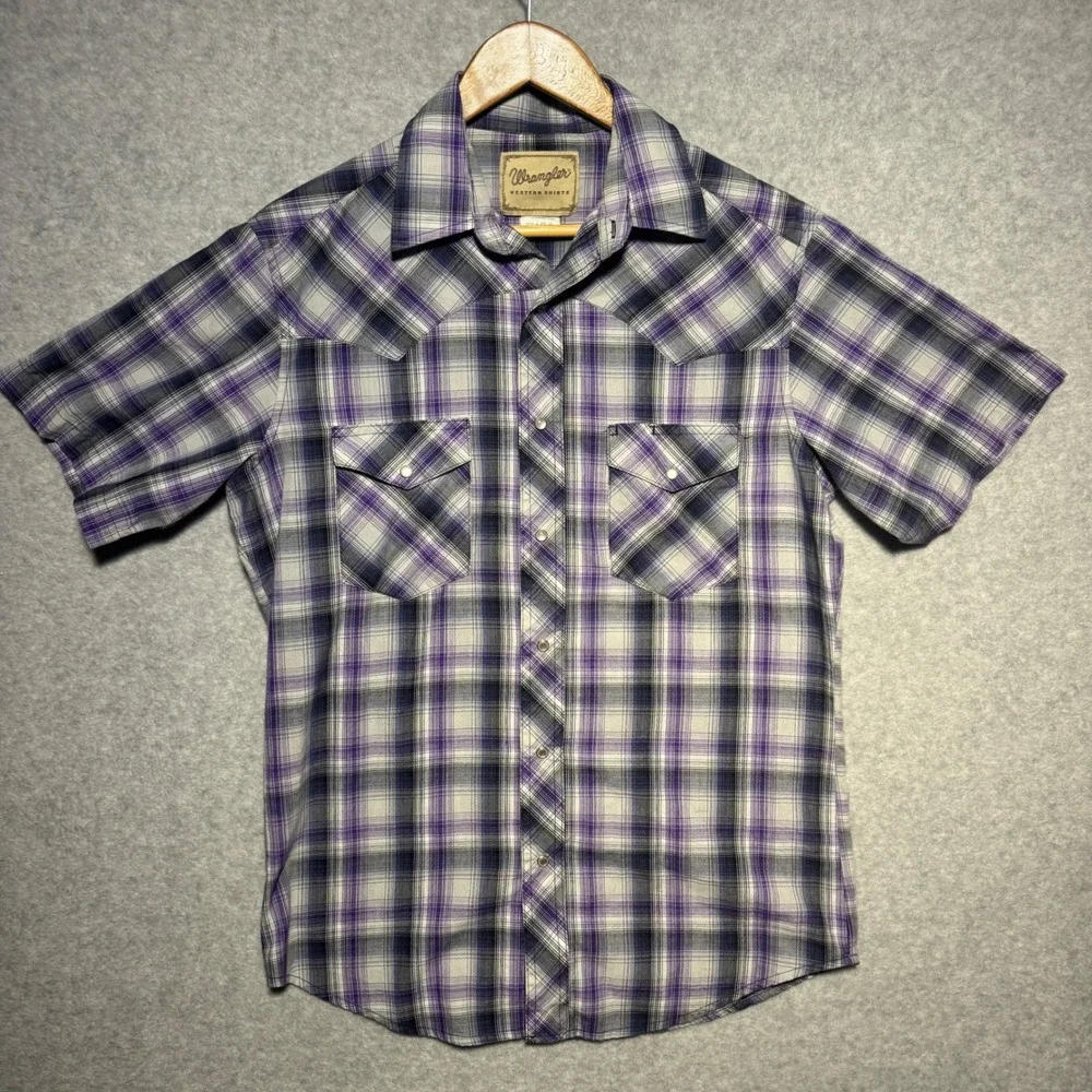 Wrangler Western Shirt Mens Medium Purple Black Plaid Pearl Snap Short Sleeve - Picture 1 of 5